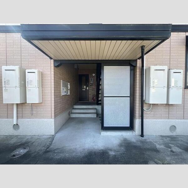 エントランス (エントランス)