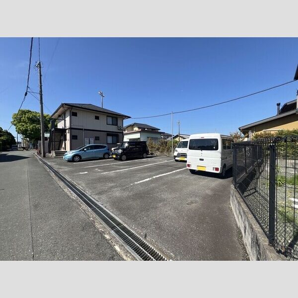 駐車場 (駐車場)