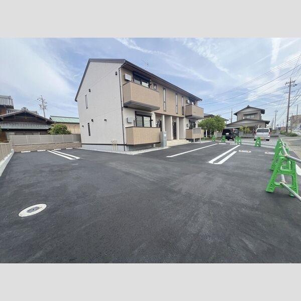 駐車場 (駐車場)