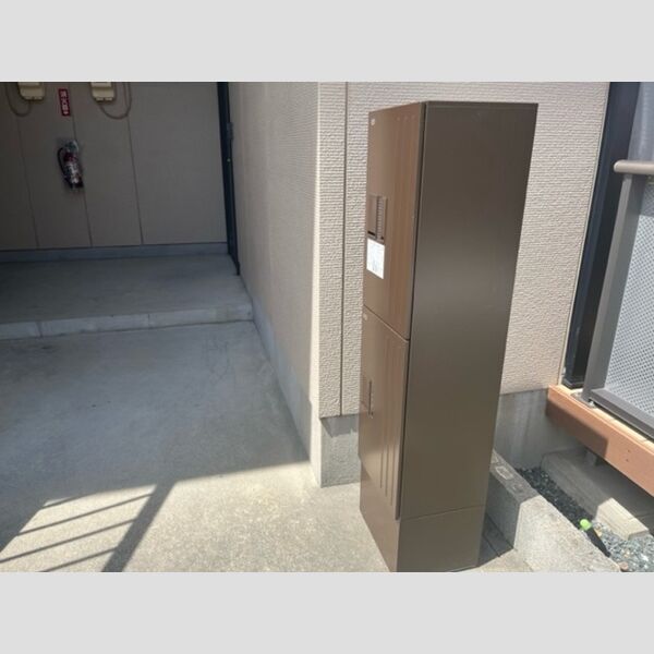 現地周辺 (宅配ボックス)