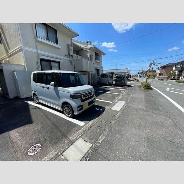 駐車場 (駐車場)