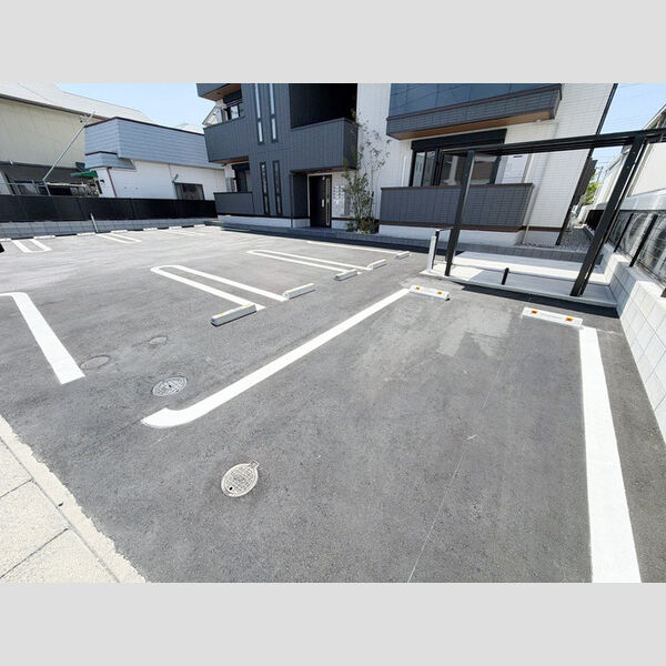 駐車場 (駐車場)