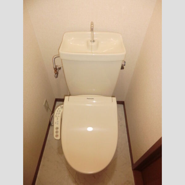 トイレ (温水洗浄暖房便座)