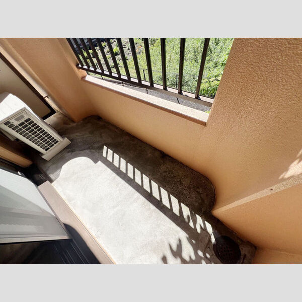 バルコニー・ベランダ (バルコニー)