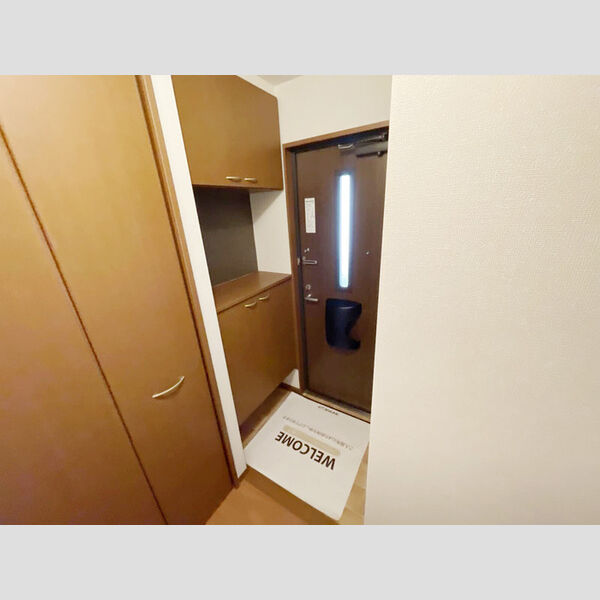 玄関 (玄関)