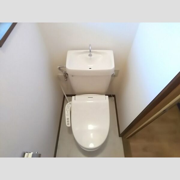 トイレ (温水洗浄暖房便座)