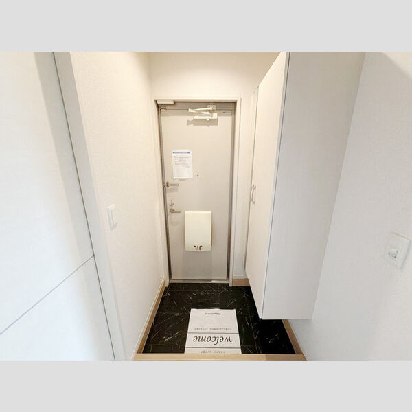 玄関 (玄関)