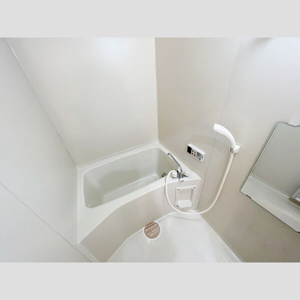 バス (浴室)