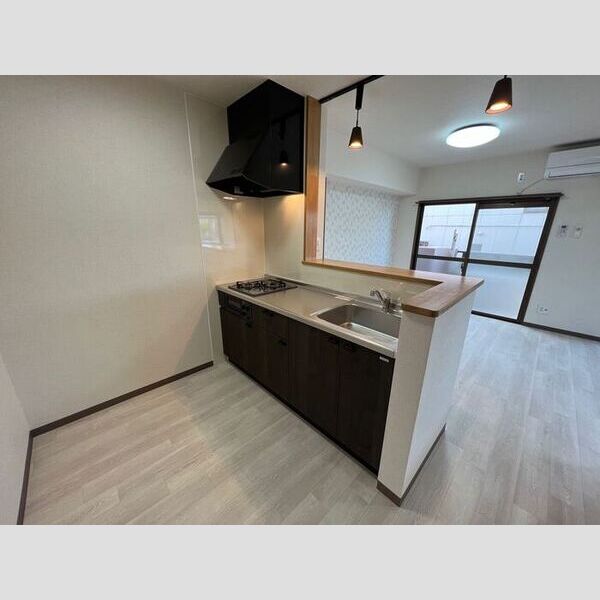 キッチン (キッチン)