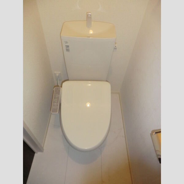 トイレ (温水洗浄暖房便座)