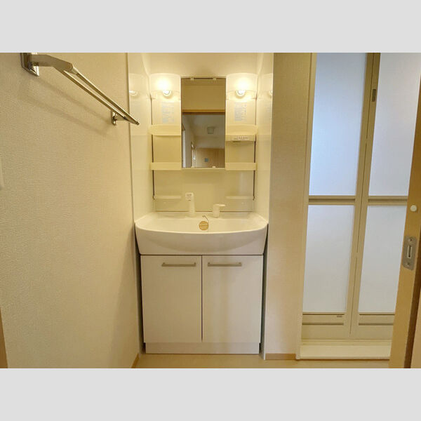 洗面所 (洗面所)