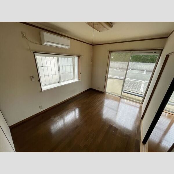 居室・リビング (南東洋室)