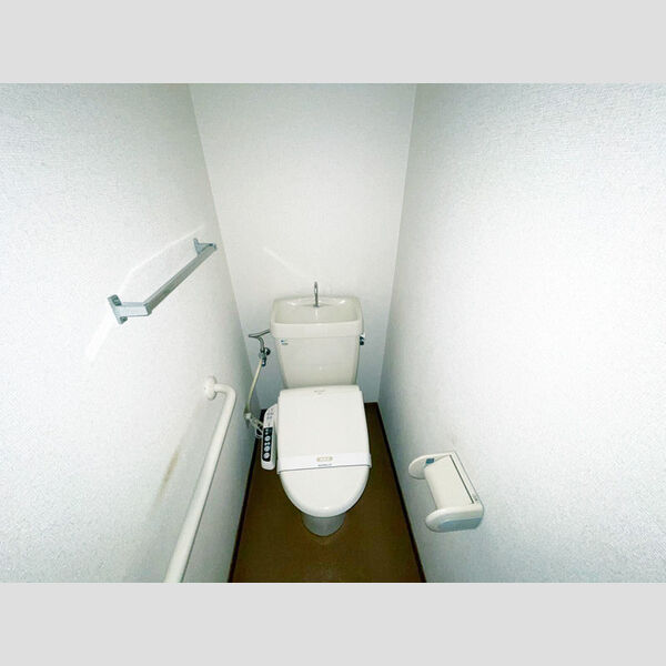 トイレ (温水洗浄暖房便座)