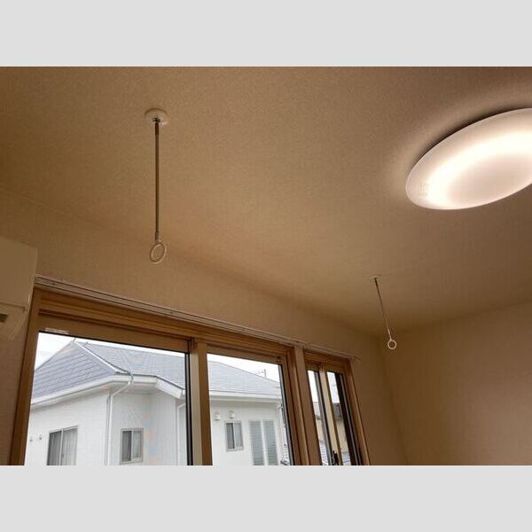 その他 (室内物干し)