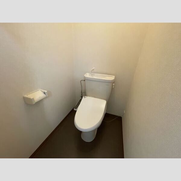 トイレ (温水洗浄暖房便座)