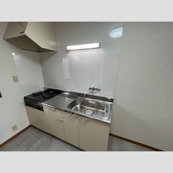 キッチン (キッチン(ガスコンロ設置済み))