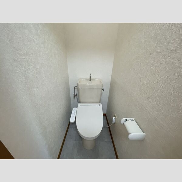 トイレ (温水洗浄暖房便座)