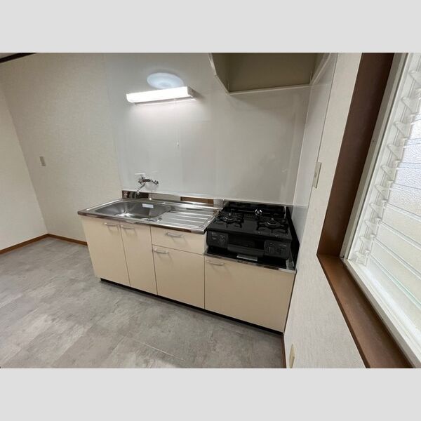 キッチン (キッチン(ガスコンロ設置済み))