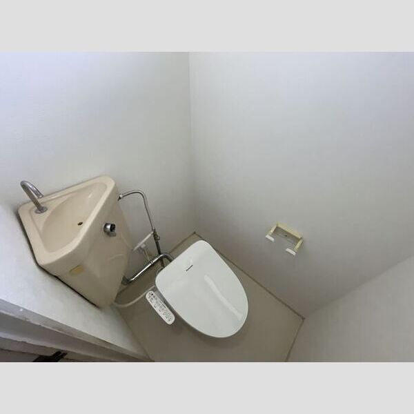 トイレ (温水洗浄暖房便座)