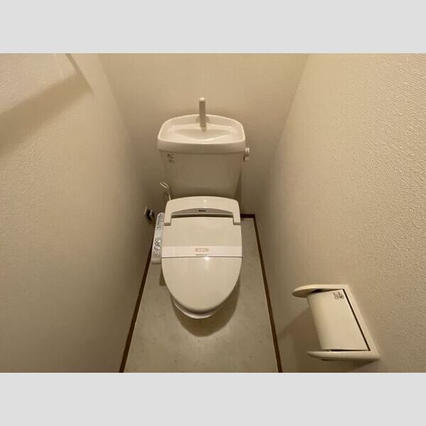 トイレ (温水洗浄暖房便座)