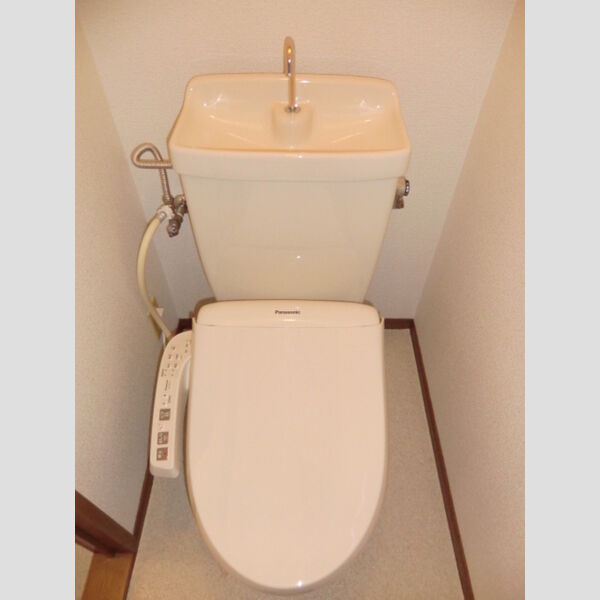 トイレ (温水洗浄暖房便座)