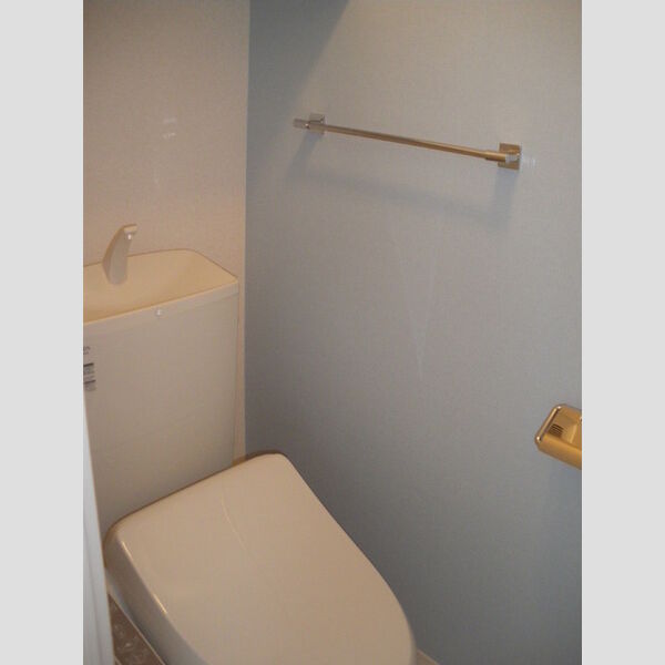 トイレ (温水洗浄暖房便座)