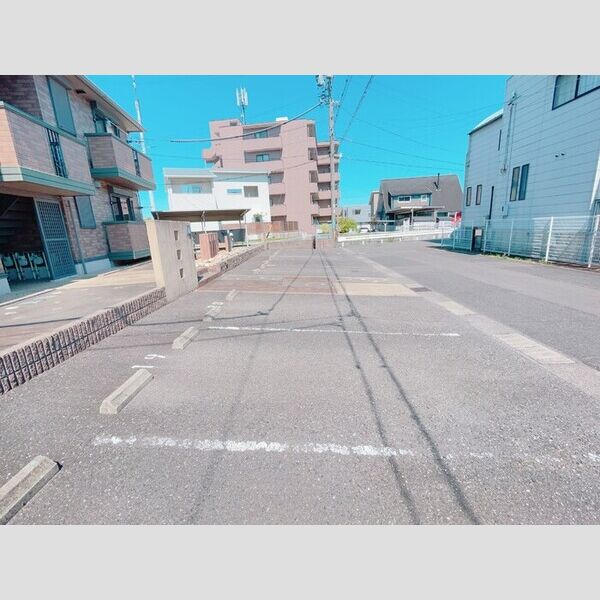駐車場 (駐車場)