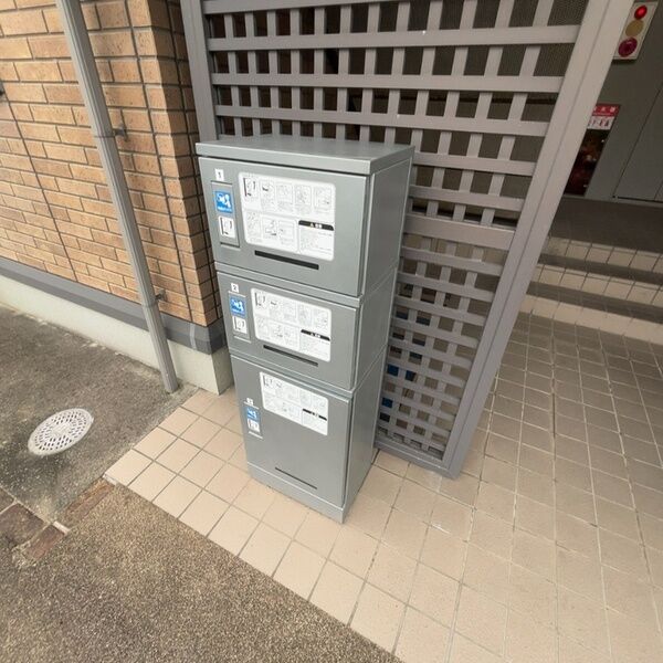 現地周辺 (宅配ボックス)