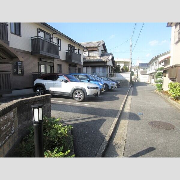 駐車場 (駐車場)