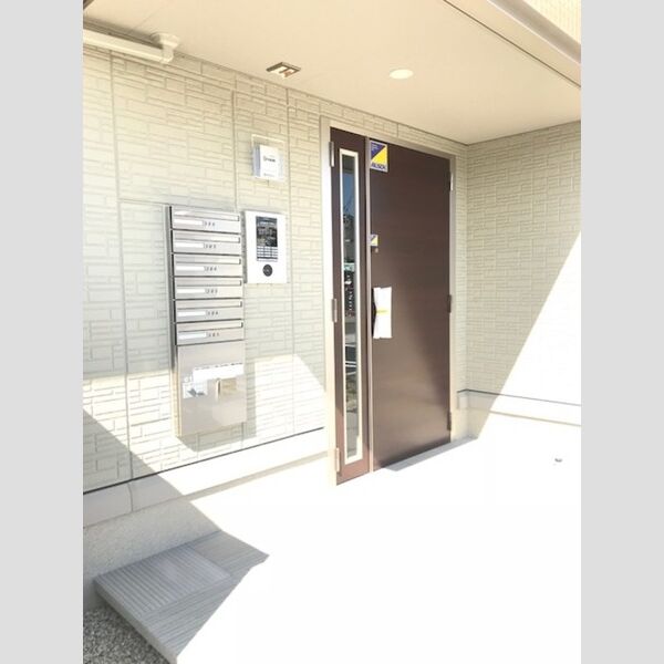 エントランス (オートロック有り)