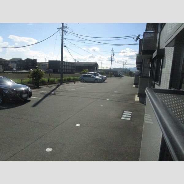 駐車場 (駐車場)
