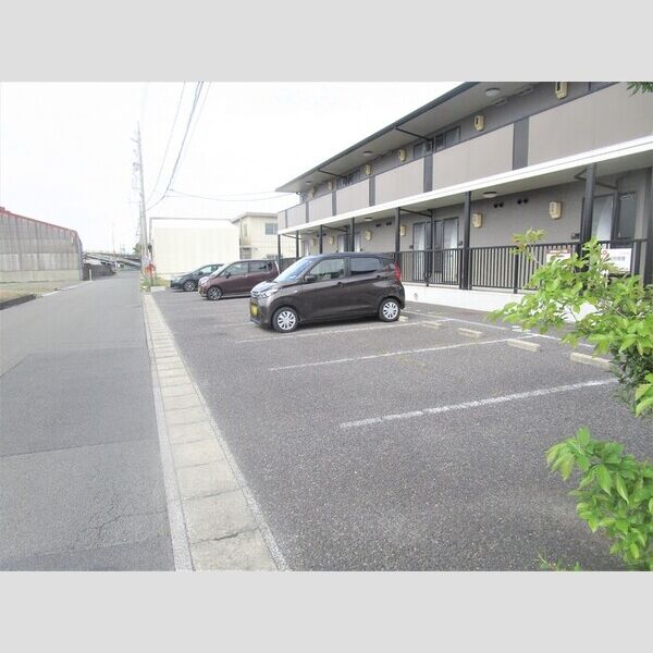 駐車場 (駐車場)