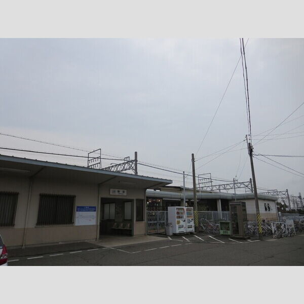 現地周辺 (近鉄楠駅)