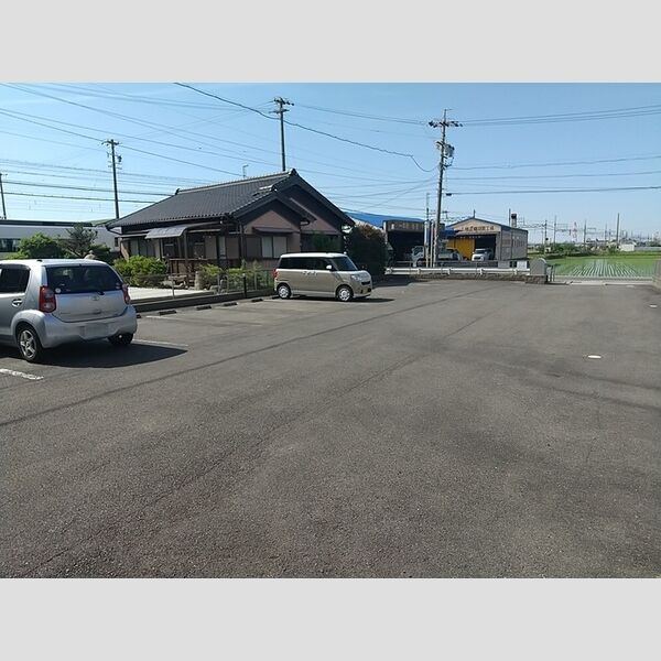 駐車場 (駐車場)