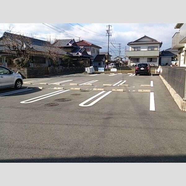 駐車場 (駐車場)