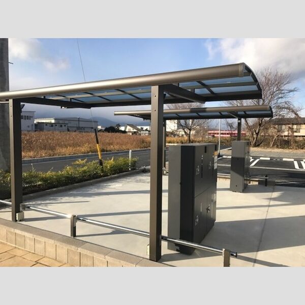 現地周辺 (駐輪場)