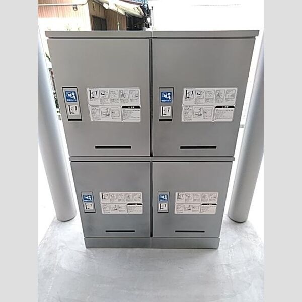 エントランス (宅配ボックス)