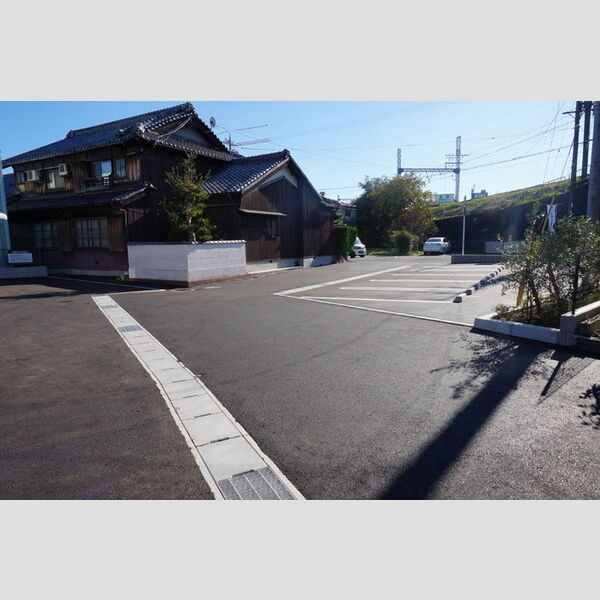 駐車場 (駐車場)