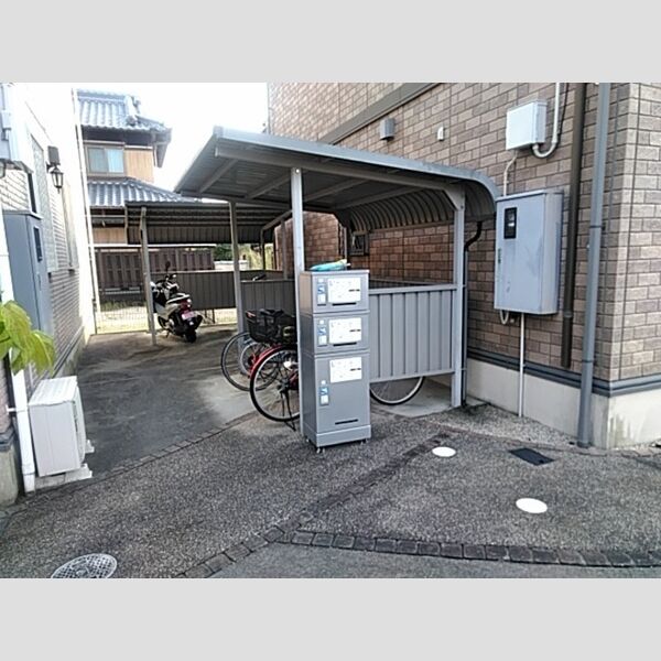 現地周辺 (宅配BOX)