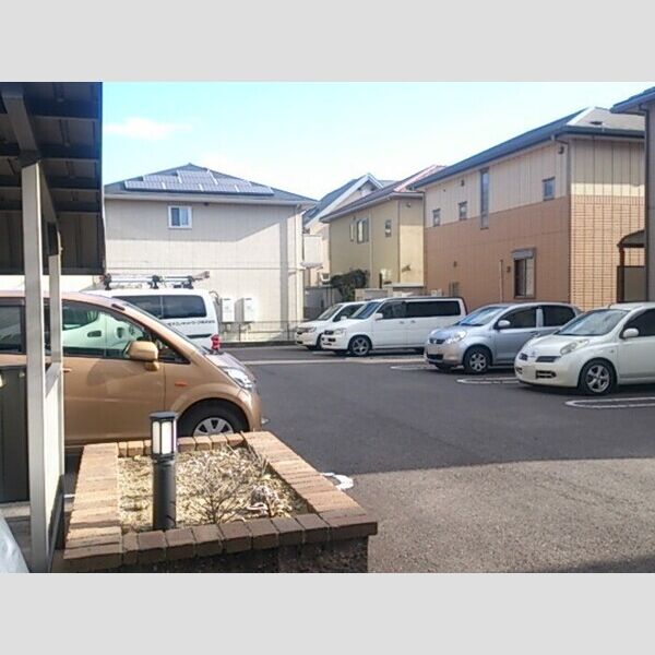駐車場 (駐車場)