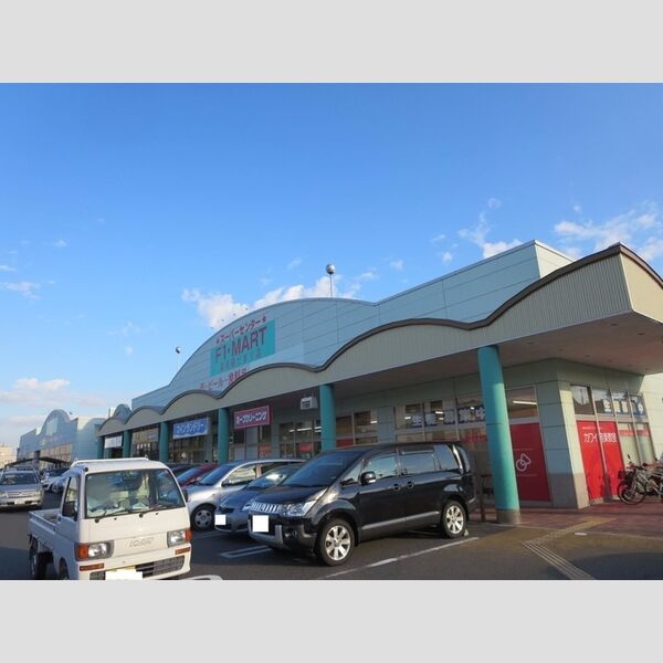 現地周辺 (F1マート桑名陽だまり店)