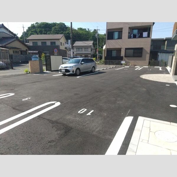 駐車場 (駐車場)
