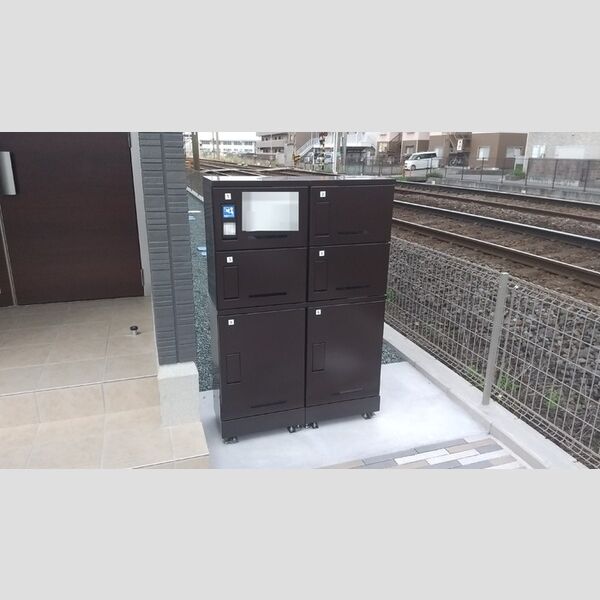 現地周辺 (宅配BOX)