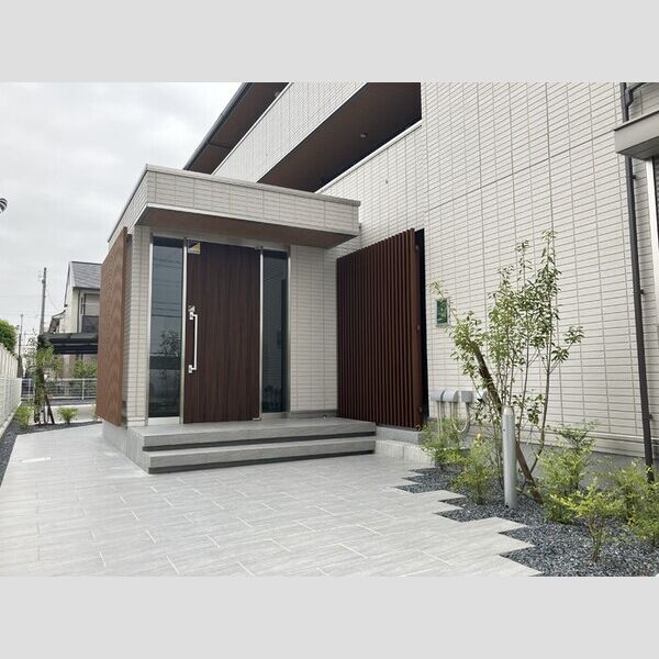 エントランス (エントランスアプローチ)