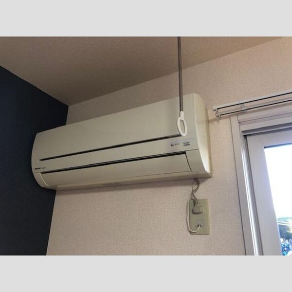 その他設備 (エアコン)