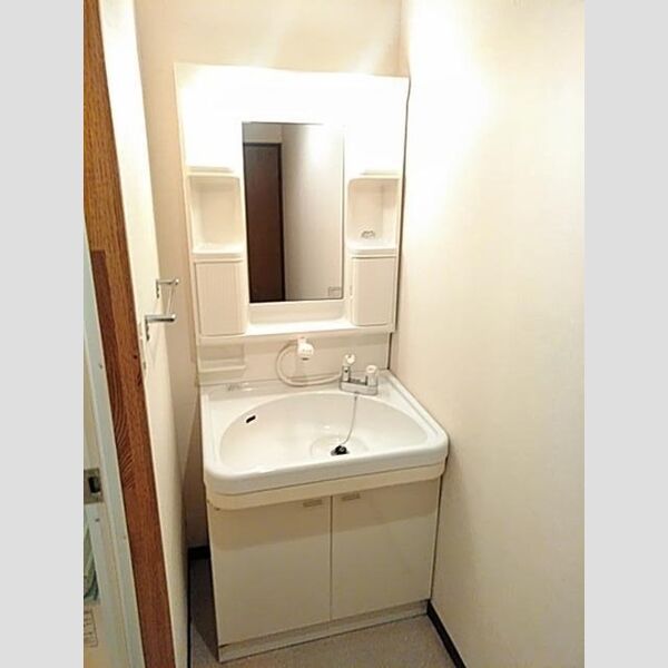 洗面所 (洗面化粧台)