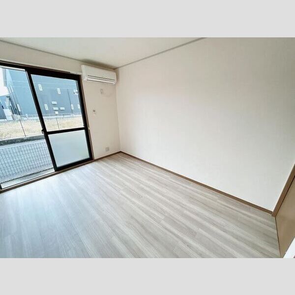 その他 (南洋間)