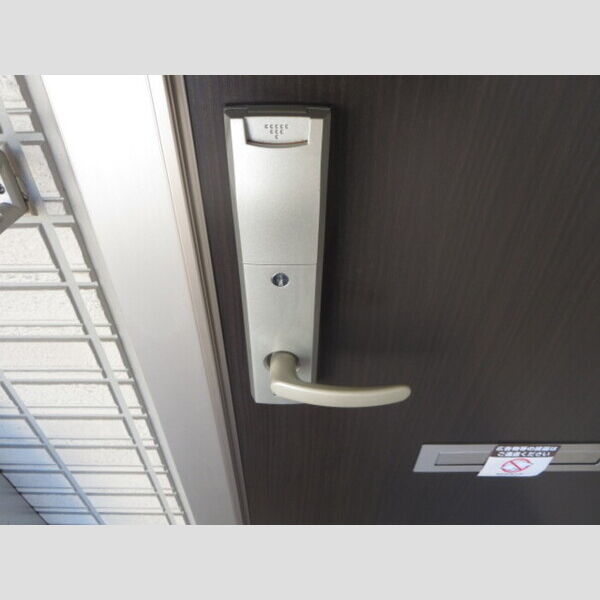 玄関 (玄関(シャーロックカードキー))