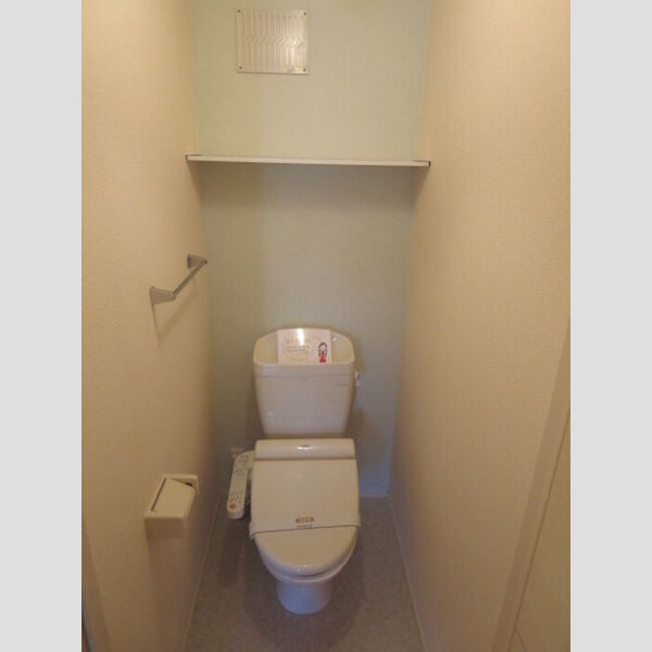 トイレ (トイレ)