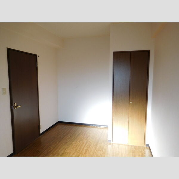 その他 (洋室)
